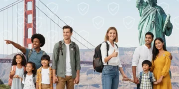 Diverse travelers with US landmarks, symbolizing comprehensive US travel insurance